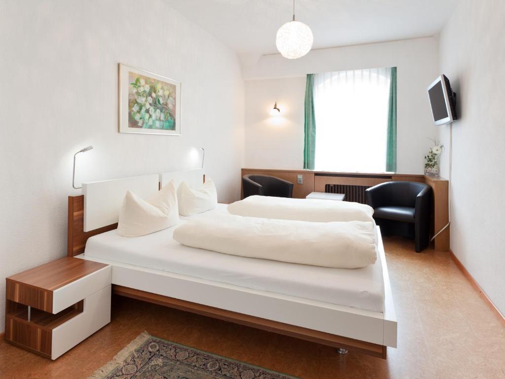 Hotel Kühler Krug Friburgo de Brisgovia Habitación foto